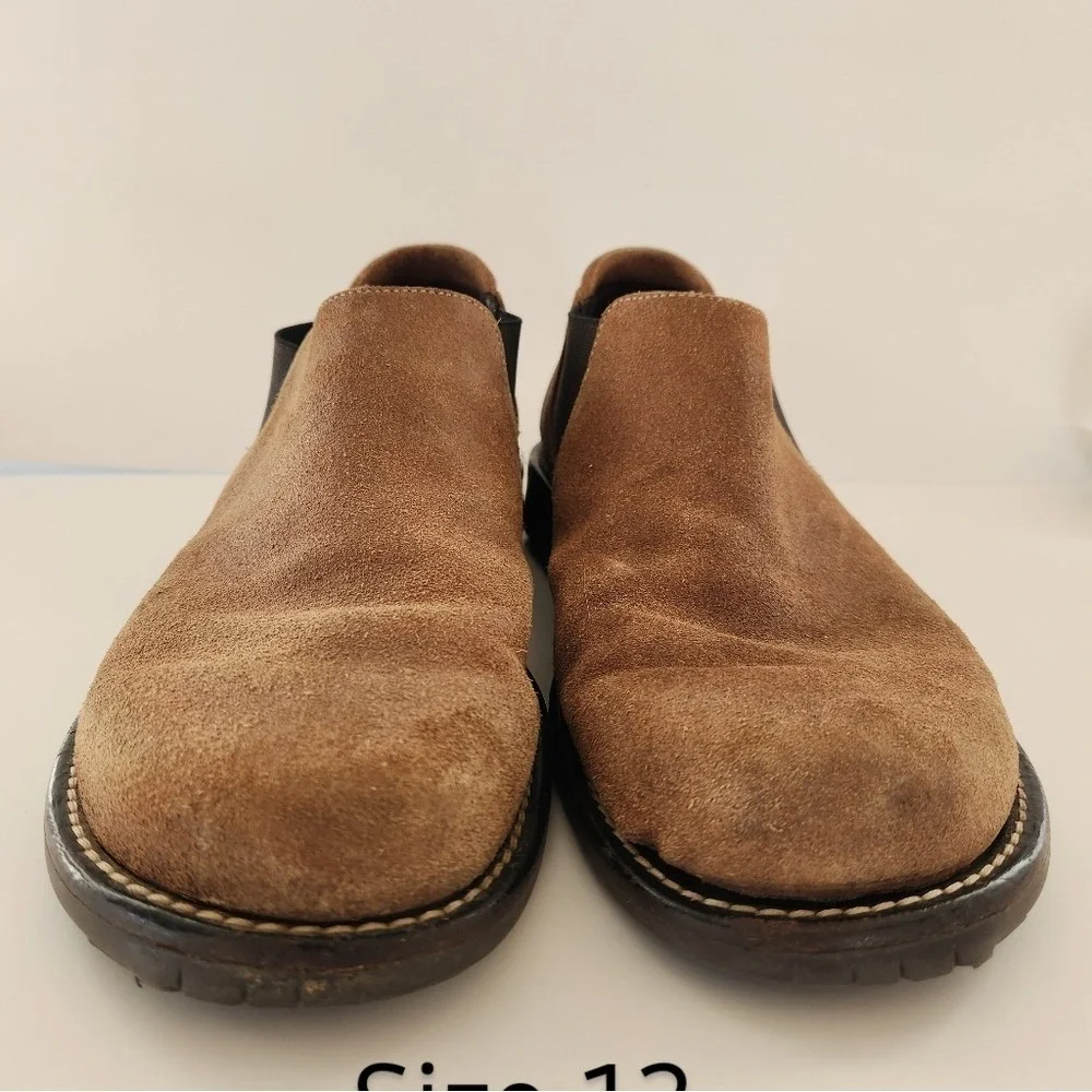 Donald J Pliner size 11 M slip on suede shoe in great used condition